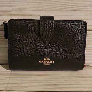 Coach Corner Zip Snap Wallet Leather
